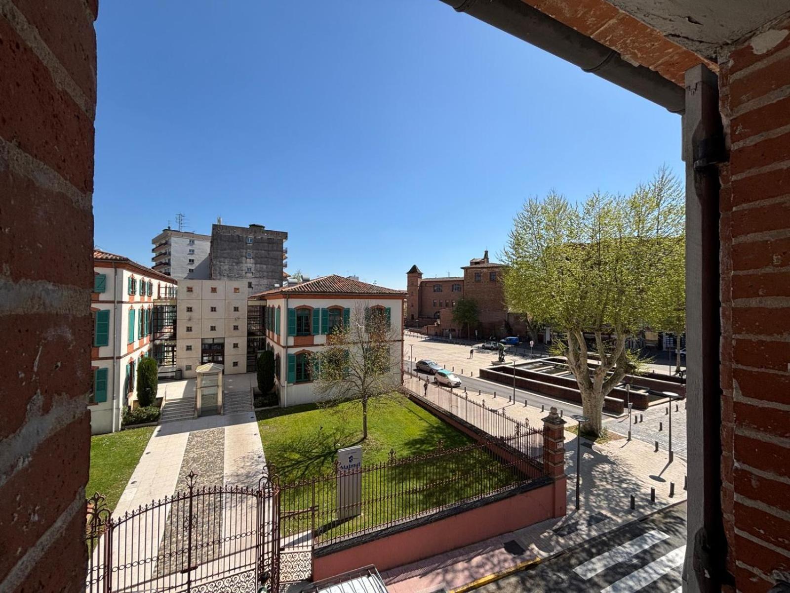 Appartement Cosy En Centre Ville Montauban Exteriör bild